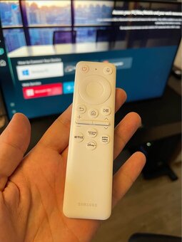 Samsung M7 Smart televize 32" 4K - 3