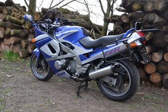 Kawasaki ZZR 600 - AKCE - 3