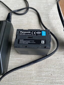 Nabíječka Panasonic - 3