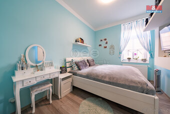 Prodej bytu 3+1, 60 m², Cheb, ul. Mánesova - 3