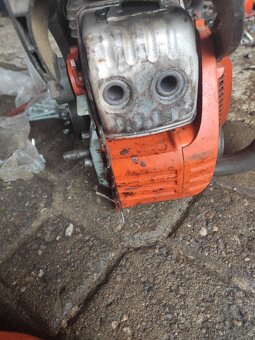 motorová pila husqvarna - 3