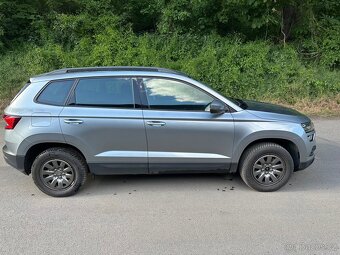 prodám Škoda karoq 2.0tdi 110kw na opravu - 3