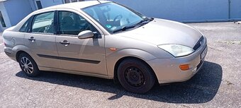 Ford Focus - 3