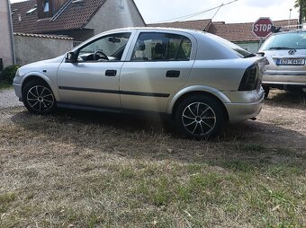 Prodám Opel Astra g 1,6 16V automat - 3
