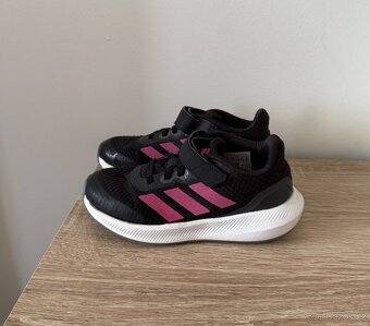 Dívčí tenisky Adidas vel. 29 - 3