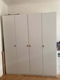 Velká šatní skříň IKEA Pax - 3