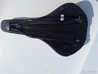 prodej sedla Specialized Bridge Body Geometry - 3