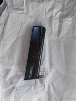 Zásobník CZ 82/83 - 3