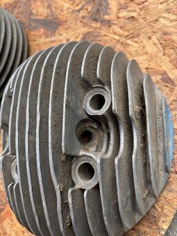 Jawa 250 libeňák - základ motoru - 3