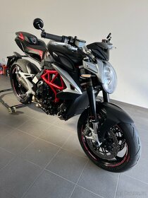 MV Agusta Brutale 800, r.v. 2017 Top Stav - 3