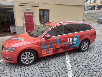 Škoda Octavia kombi pro TAXI a přepravu jídel - 3