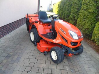 Na prodej profesionální traktor Kubota Gr2100 - 3