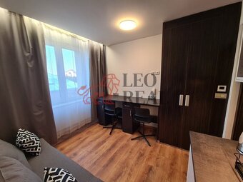 Pronájem bytu 18 m² - Suchdolské námestí, Praha 6 - 3