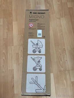 Kočárek pro panenky ABC Design Migno berry 2025 - 3