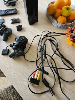 Playstation 2 Fat v krásném stavu. - 3