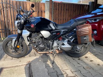 Honda CB1000R+ - 3