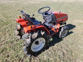 JAPONSKÝ MALOTRAKTOR YANMAR KE-3 4X4 - 3