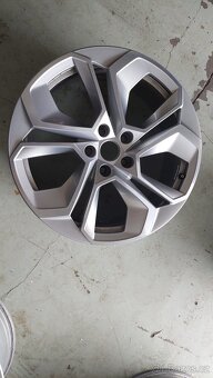 Alu kola Octavia 4 RS ''19'' - 3