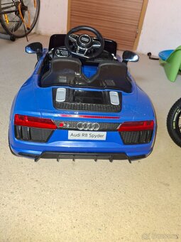 Elektrické autíčko audi r8 spyder - 3