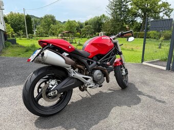 Ducati Monster 696 (2011, 31tis) - 3