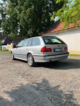 Bmw E39 528i - 3