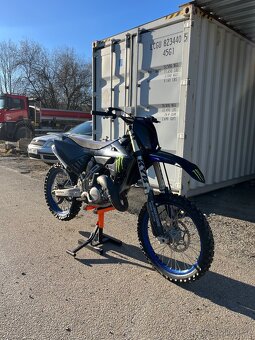 Yamaha yz 125 r.v.22 - 3