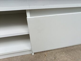 Tv stolek - 3