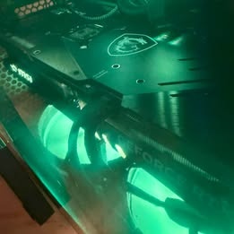 MSI GeForce RTX™ 4070 Ti GAMING X TRIO 12G - 3