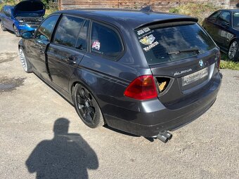 Bmw e91 320d 120kw náhradní díly - 3