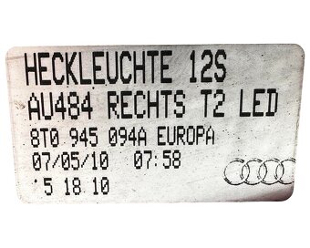 LED pravé zadní vnitřní světlo 8T0945094A Audi A5 8T 2011 - 3