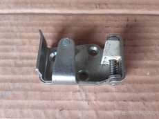 Trabant, Wartburg - západka zámku - 3