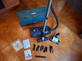 Profi vysavač - LUX intelligence - 3