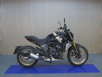 CFMOTO 700CL-X Heritage model 2025 - 3