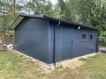 Garáž ze sendvičových panelů 6x6 - 3