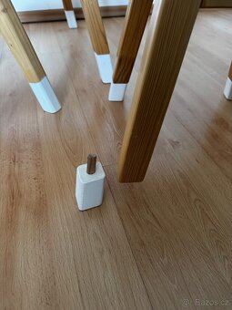 Dětský stolek se 4 židličkami - 3