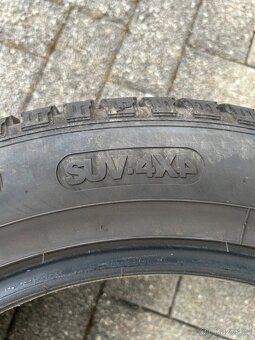 Pneu GOOD YEAR 235 / 55 R18 - 3