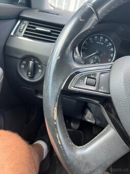 Škoda Octavia 3 kožený volant - 3
