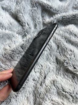 iPhone 11 | 64GB | Nová baterie - 3