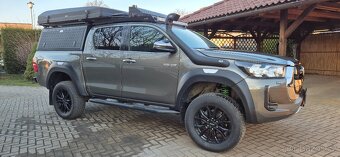 Toyota Hilux, 2,8 expediční úpravy Ojeté, 11/2022, 33 000 km - 3