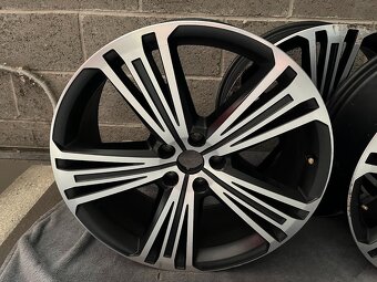 Alu kola Supreme 20" - rozměr 235/45 R20 - 3