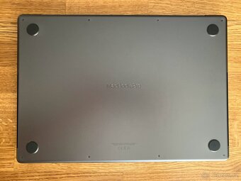 MacBook Pro 16" M3 PRO / 36GB / 512GB - 3
