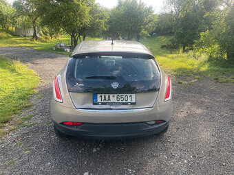 Lancia Delta - 3