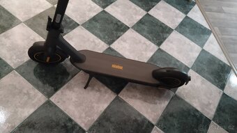 Ninebot g30 elektro koloběžka - 3