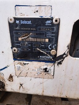 Bobcat 325 - 3