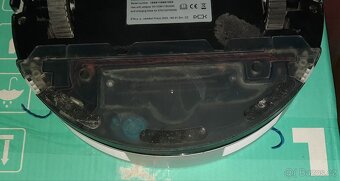 Robotický vysavač eta - 3