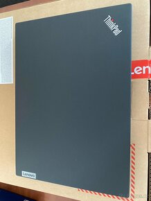 Lenovo ThinkPad X13 G3 - 3