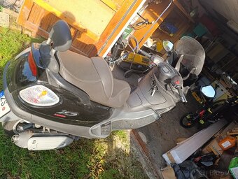 Piaggio X9 Evolution - 3