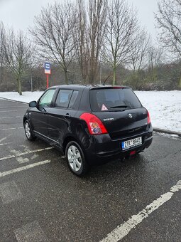 suzuki swift 1,3i 68kw, 4X4, 156tkm, nová STK, TAŽNÉ - 3