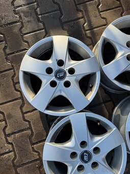 Alu kola CW 5x118r15 6,5J ET50 - 3
