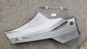APRILIA RS 660 EXTREMA SPODNÍ VANA CARBON - 3